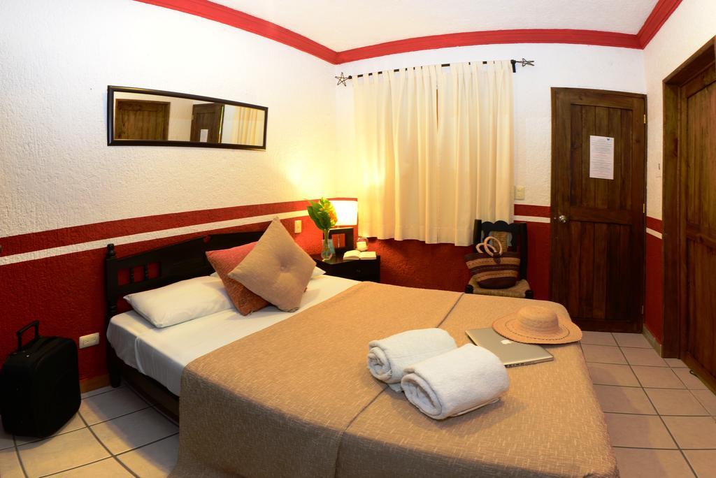 Unic Design Hotel & Restaurant- 5Th Avenue (Adults Only) Playa del Carmen Oda fotoğraf